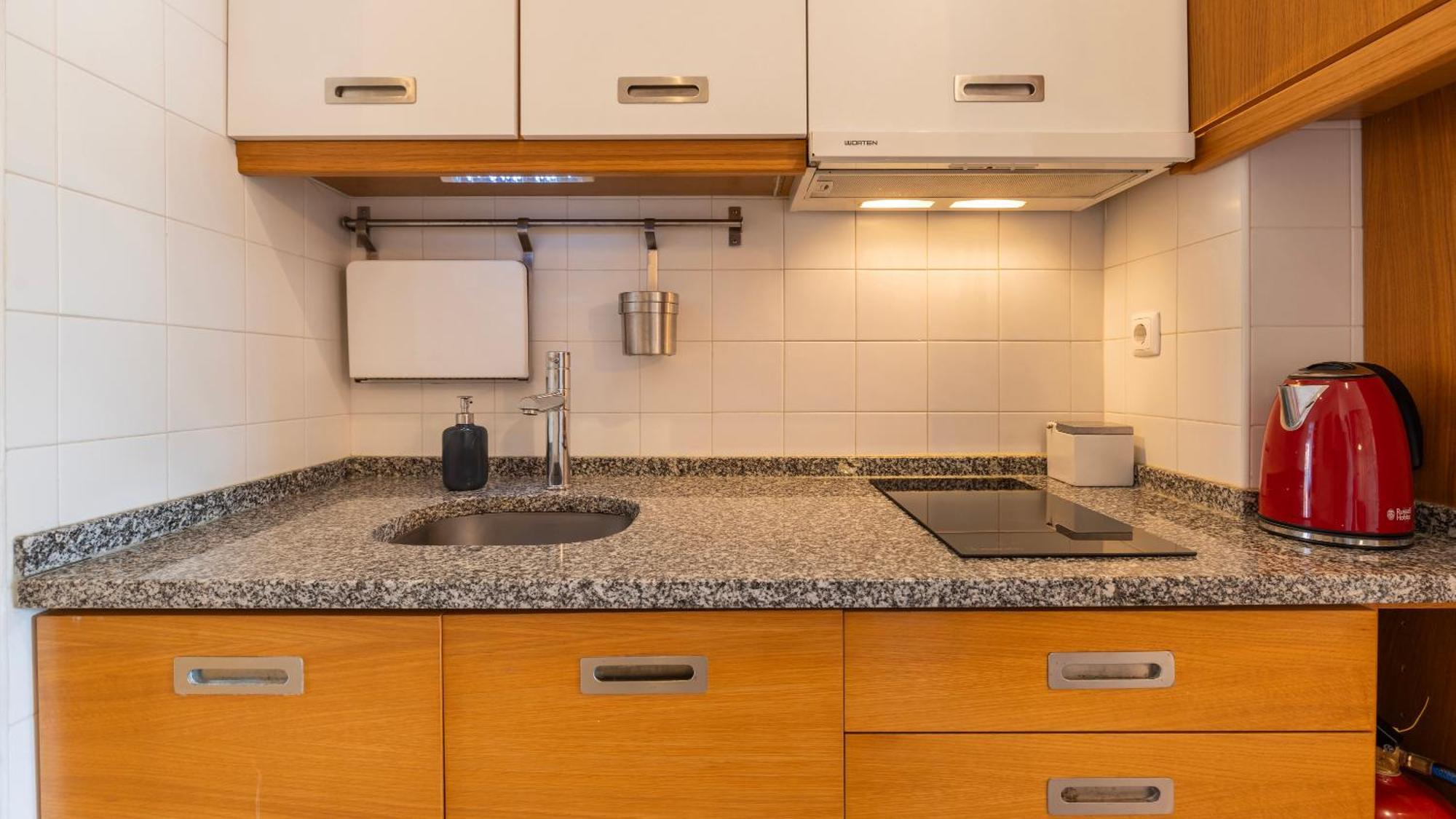 Sunny Design Apt In Praca Das Flores By Lovelystay Lisboa Eksteriør billede