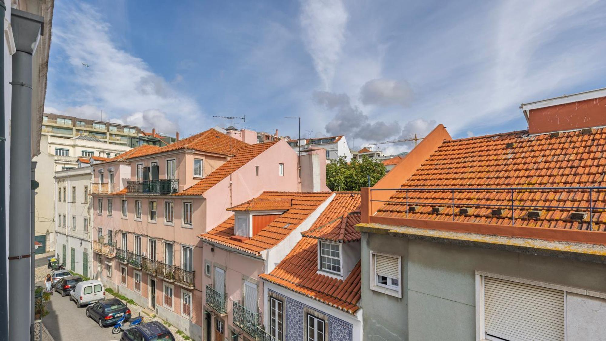 Sunny Design Apt In Praca Das Flores By Lovelystay Lisboa Eksteriør billede